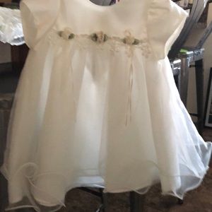 Off white/cream super cute dress